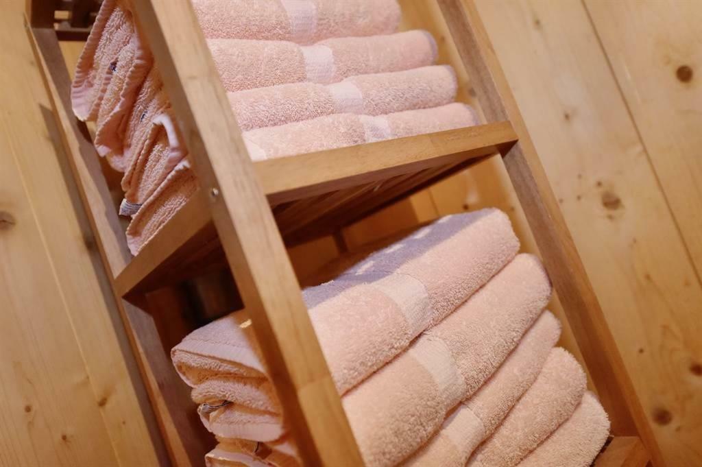ガシュルン Berghof Gundalatsch Bed & Breakfast エクステリア 写真